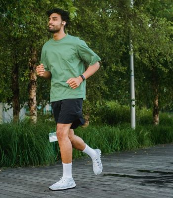 pexels-ketut-subiyanto-5037354